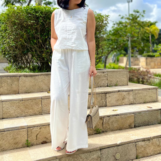 Charity Reversible Set in White with Lining