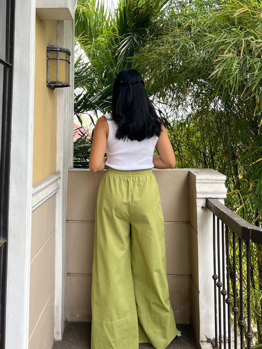 Barcelona Pants in Apple Green