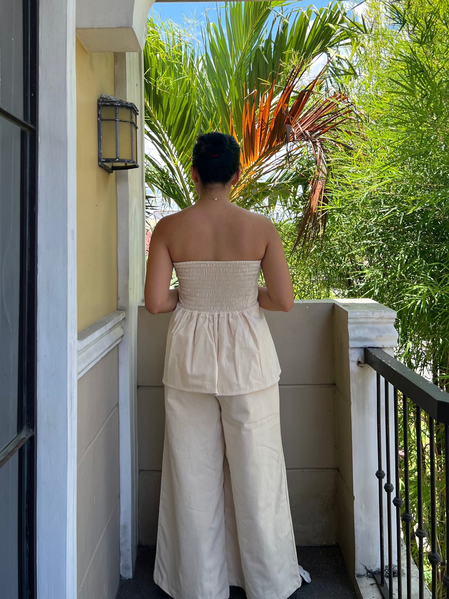 Corinth Set in Cream with Lining