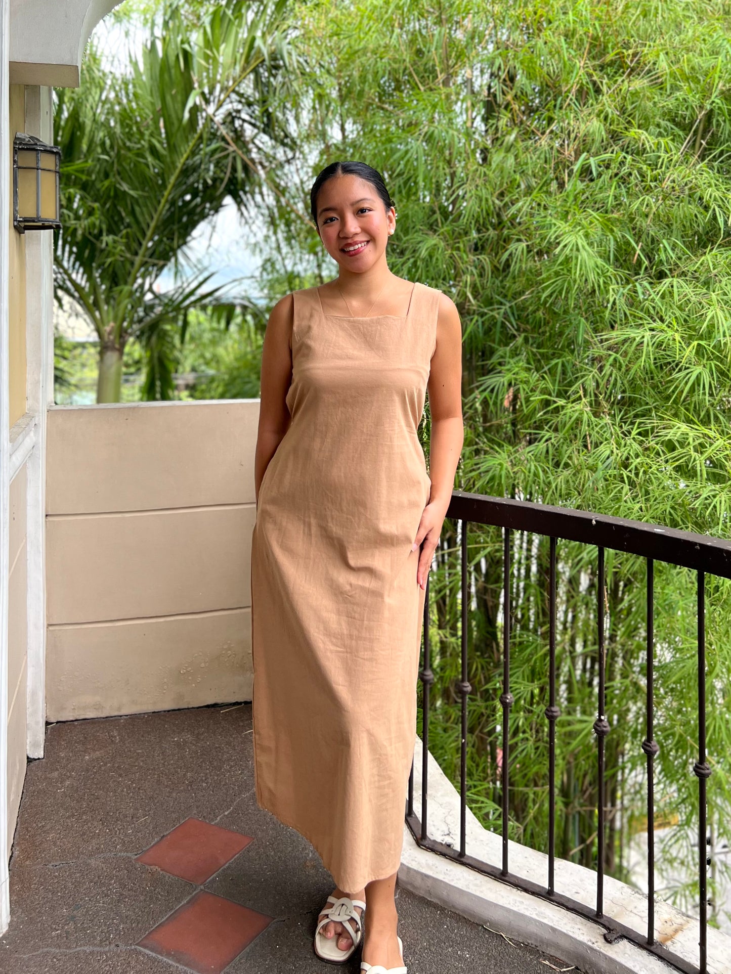 Stade Dress in Camel