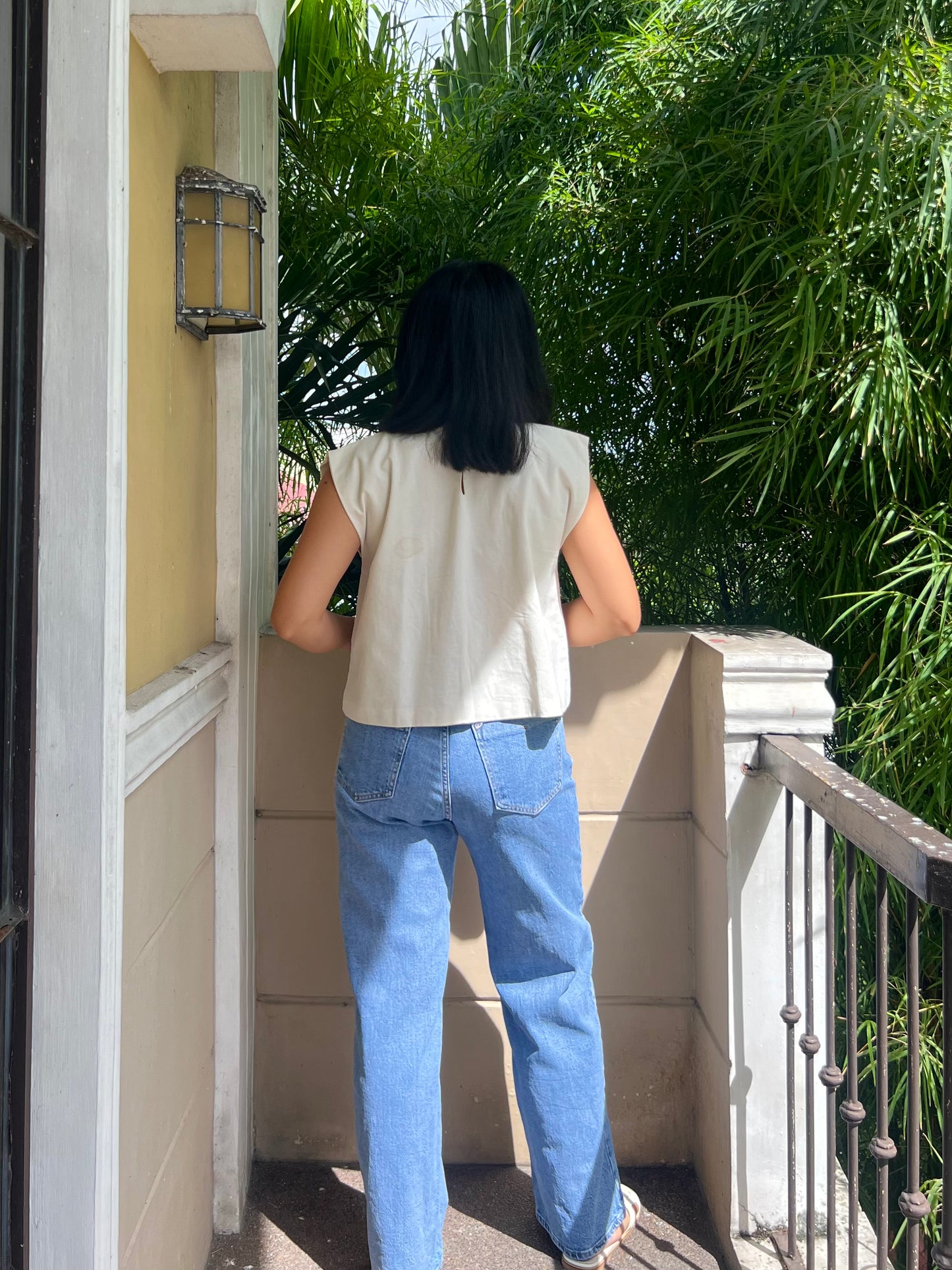 Fallbrook Top in White with Lining