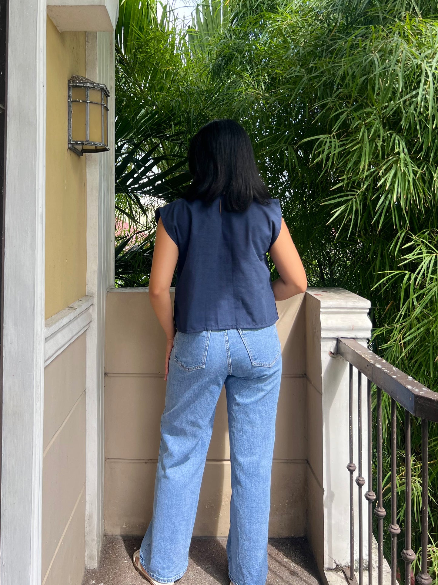 Fallbrook Top in Navy Blue