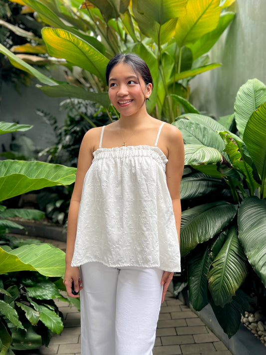 Eve Top in Eyelet 002 with Lining