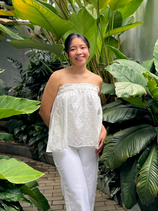 Eve Top in Eyelet 002 with Lining