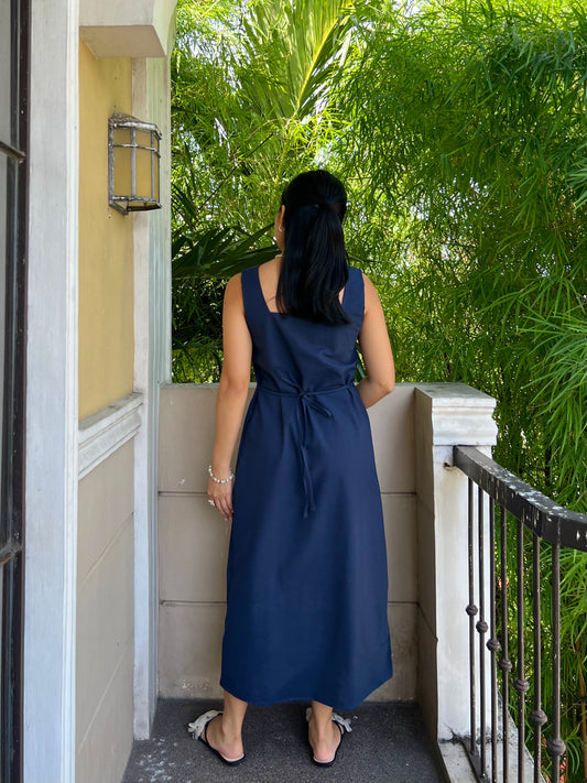 Stade Dress in Navy Blue