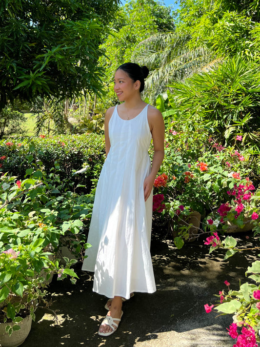 Versai Dress in White with Lining